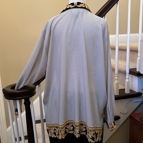 Beautiful blouse . Size 3X - Picture 6 of 8